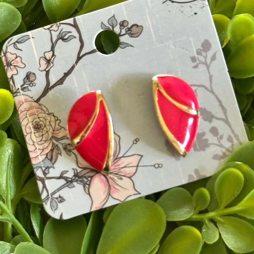 BOGO FREE ROSY RED 90’s post earrings ENAMLE